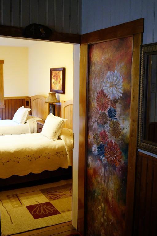 Tradicion Austral Bed & Breakfast Пуерто-Варас Номер фото